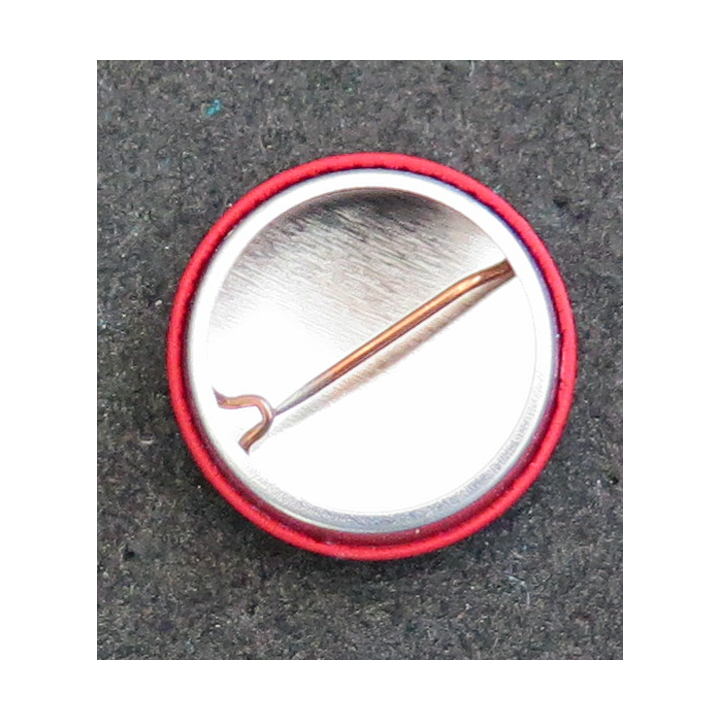 Pin's Red week aide à l'église en détresse