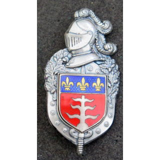 Insigne de la 1° légion de gendarmerie d'Orléans Plateau H.696 et écu lisse en émail