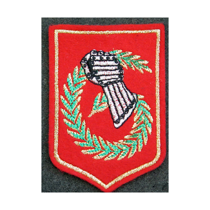 6° DLB : insigne tissu de la 6° division légère blindée feutrine 1° modèle (1982-1984)