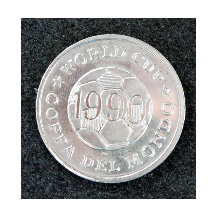 Médaille commémorative de la coupe du monde de football 1990 CAMEROUN