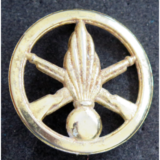 INFANTERIE : Insigne de béret de l'infanterie de fabrication Drago