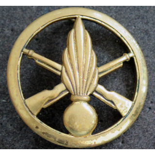 INFANTERIE : Insigne de béret de l'infanterie de fabrication Beraudy-Vaure