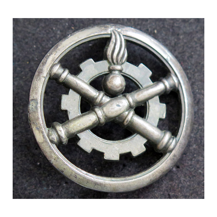 MATERIEL : insigne de béret du matériel de fabrication Delsart