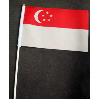 Petit drapeau à main de Singapour fixé sur une hampe en plastique blanc 20 x 13,5 cm