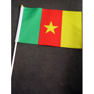 Petit drapeau à main du Cameroun fixé sur une hampe en plastique blanc 20 x 13,5 cm