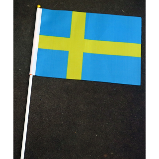 Petit drapeau à main de la Suède fixé sur une hampe en plastique blanc 20 x 13,5 cm