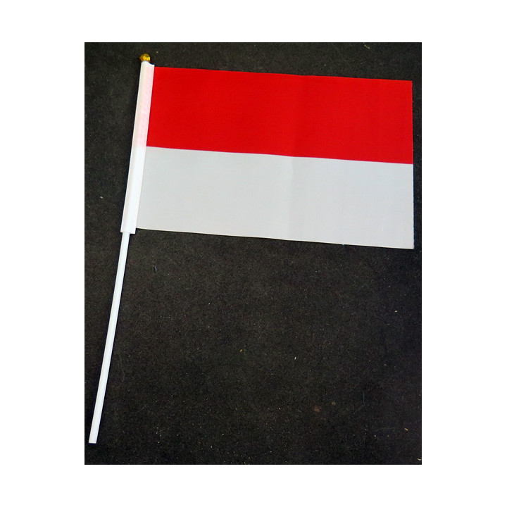 Petit drapeau à main de l'Indonésie fixé sur une hampe en plastique blanc 20 x 13,5 cm