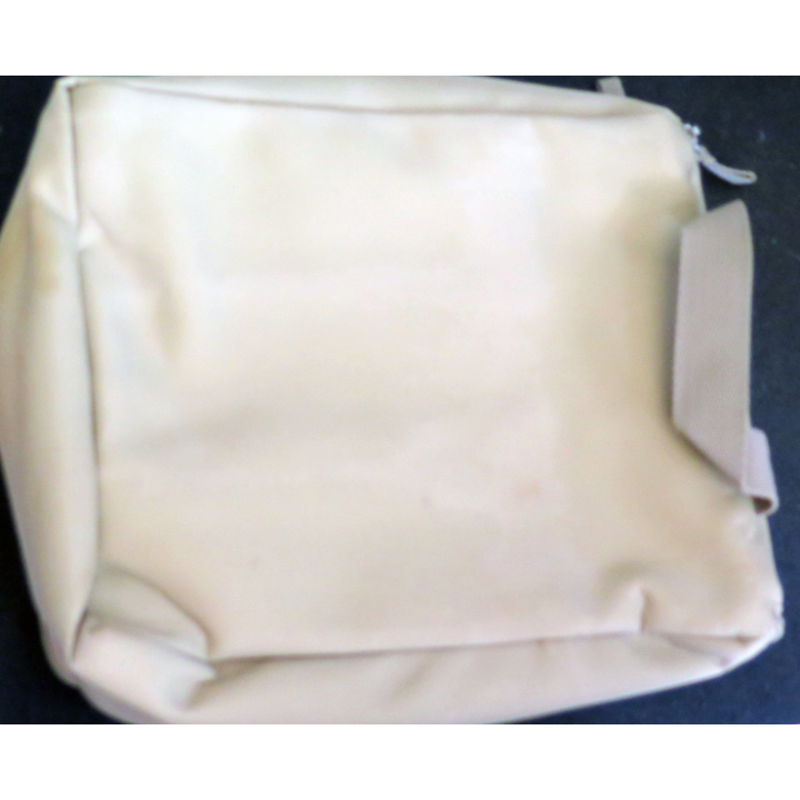 Trousse de toilette beige neuve 22 dx 27 cm avec 7 cases de rangement