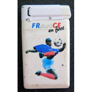 Briquet carte représentant France en Foot 5x8 cm