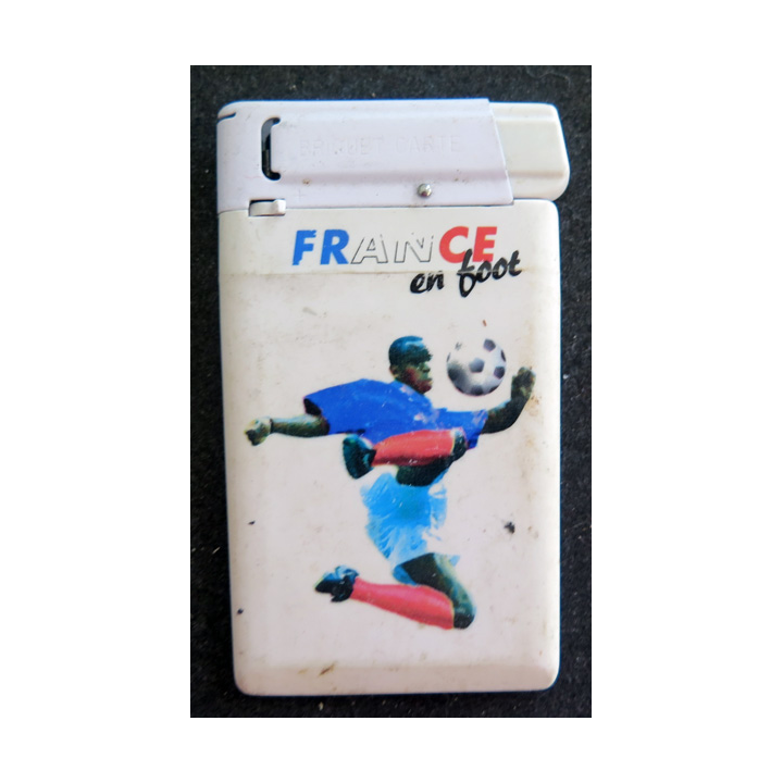 Briquet carte représentant France en Foot 5x8 cm
