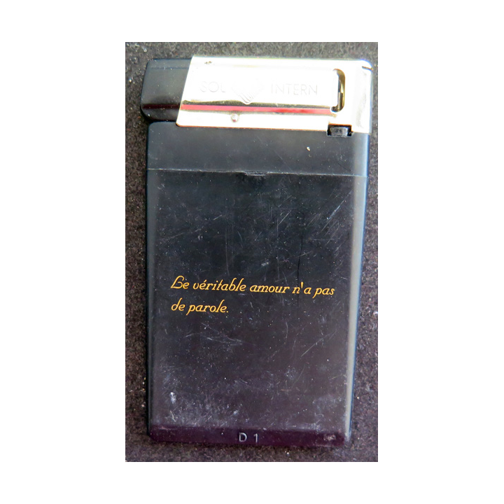 Briquet Sol Intern représentant une scène romantique 5x8 cm
