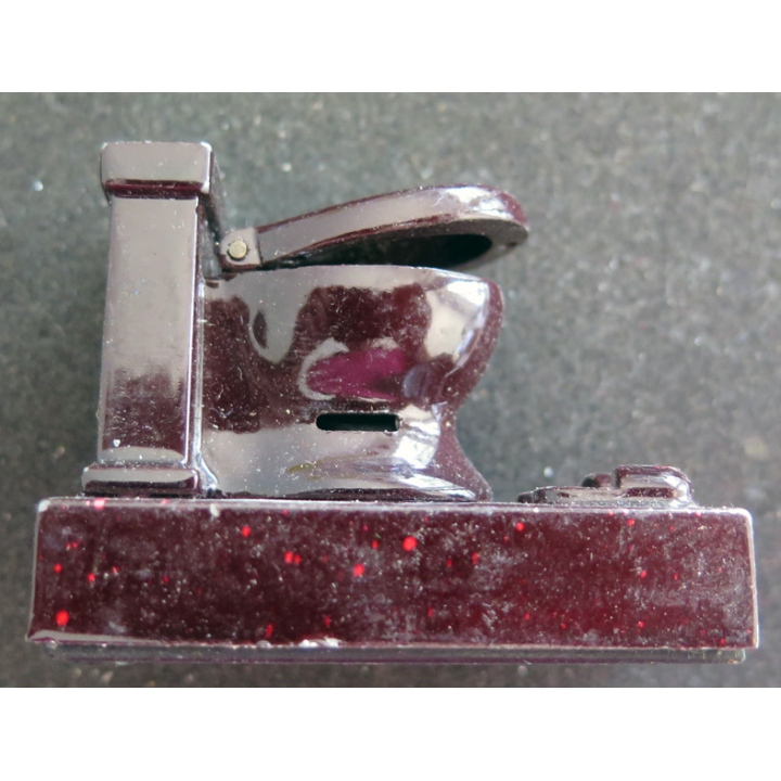 Briquet rechargeable Cuvette de WC 3,5 x 5,8 cm noir flammé rouge
