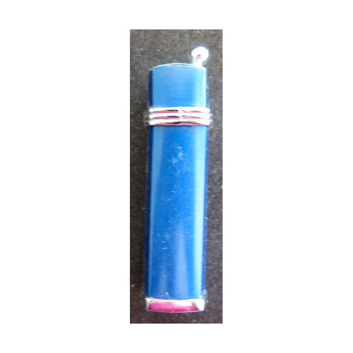 Briquet rechargeable bleu métallisé  7,5 x 1,5 cm