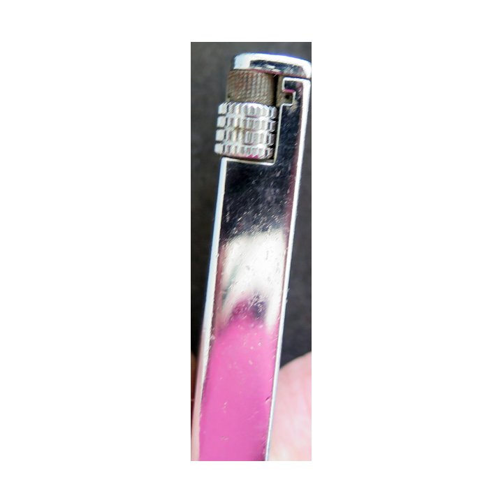 briquet rechargeable en métal argenté Classique Patent  6 x 4 cm