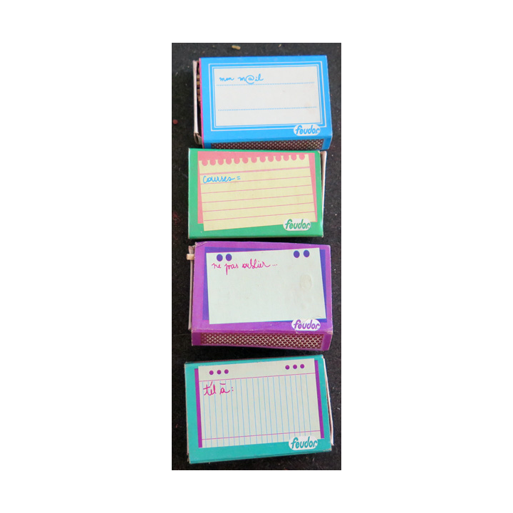 BOITE D'ALLUMETTES : Lot de 4 boites d'allumettes