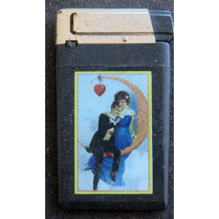 Briquet Sol Intern représentant une scène romantique 5x8 cm