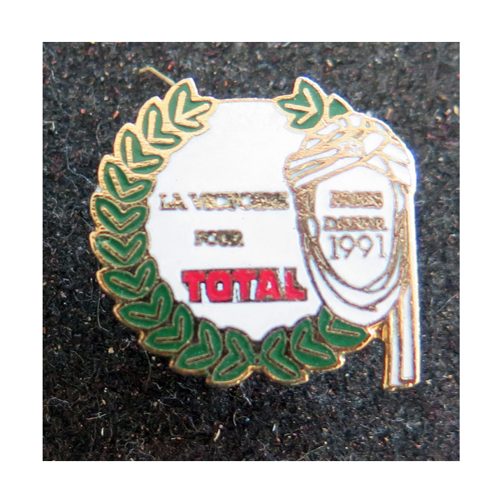 Pin's Paris dakar 1991 La victoire pour Total