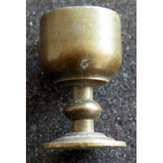 Petite coupe en laiton ancien diamètre 1,5 cm et 2,5 cm de haut
