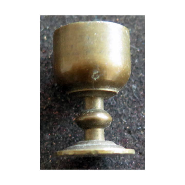 Petite coupe en laiton ancien diamètre 1,5 cm et 2,5 cm de haut