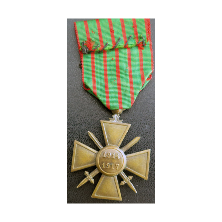 Croix de guerre 1914-1917 avec deux citationx (palme étoile de bronze)