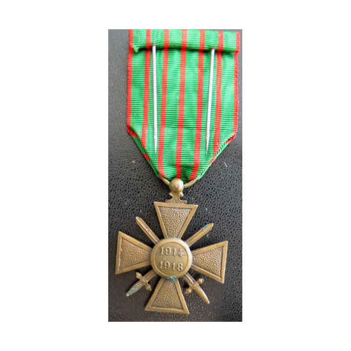 FRANCE : Croix de guerre 1914-1918 avec quatre citations (2 palmes et 2 étoiles de bronze)