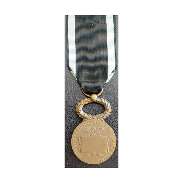 FRANCE : médaille d'honneur de la mutualité du ministère du travail et de la prévoyance sociale en bronze
