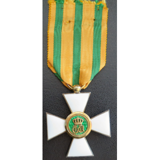 LUXEMBOURG : chevalier de l'Ordre de la Couronne de Chêne en émail
