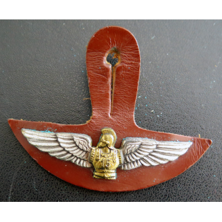 15° RGA : insigne du 15° régiment du génie de l'air de fabrication Drago G. 815 sur cuir Drago