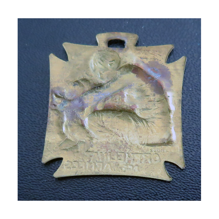 Journée en laiton pour l'Orphelinat des armées  réalisée par Lalique