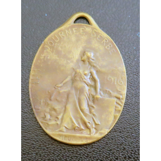 JOURNEE SERBE  :  médaille en laiton ou métal léger doré de la journée serbe 1916