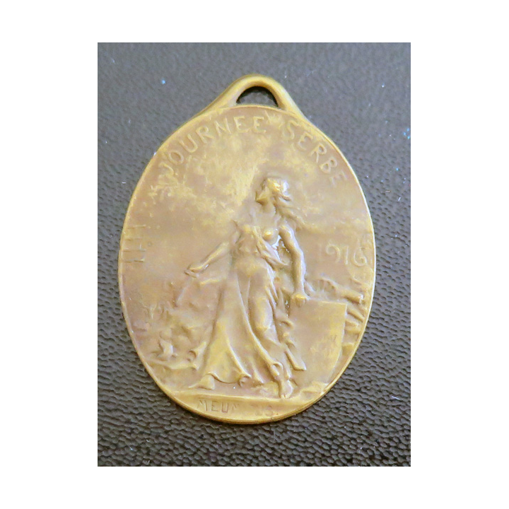 JOURNEE SERBE  :  médaille en laiton ou métal léger doré de la journée serbe 1916