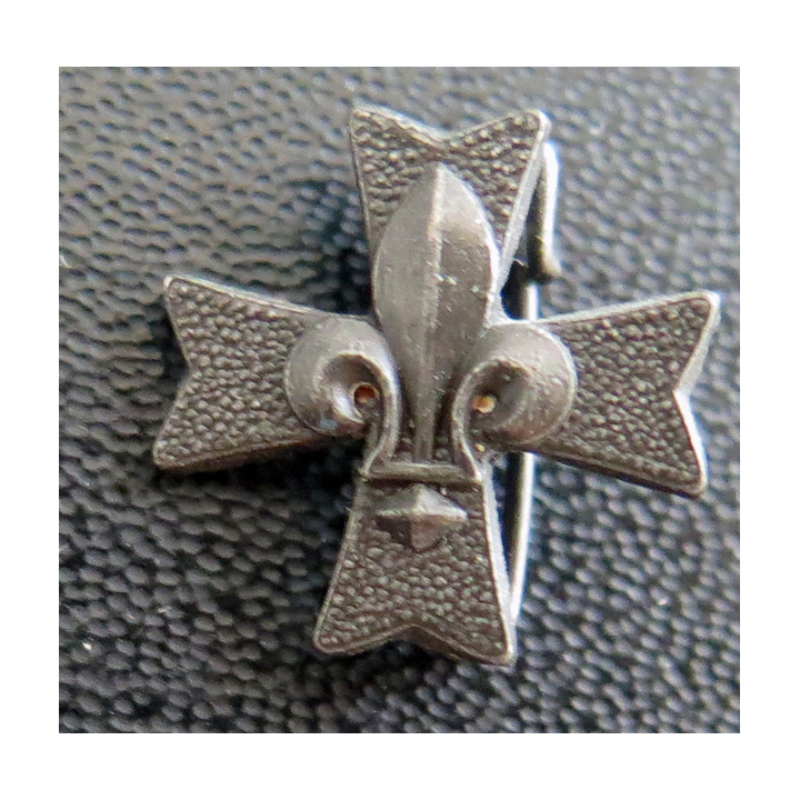 insigne de boutonnière des scouts d'Europe hauteur 1,5 cm