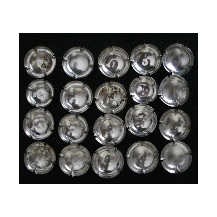 LOT DE 20 MUSELETS N°7