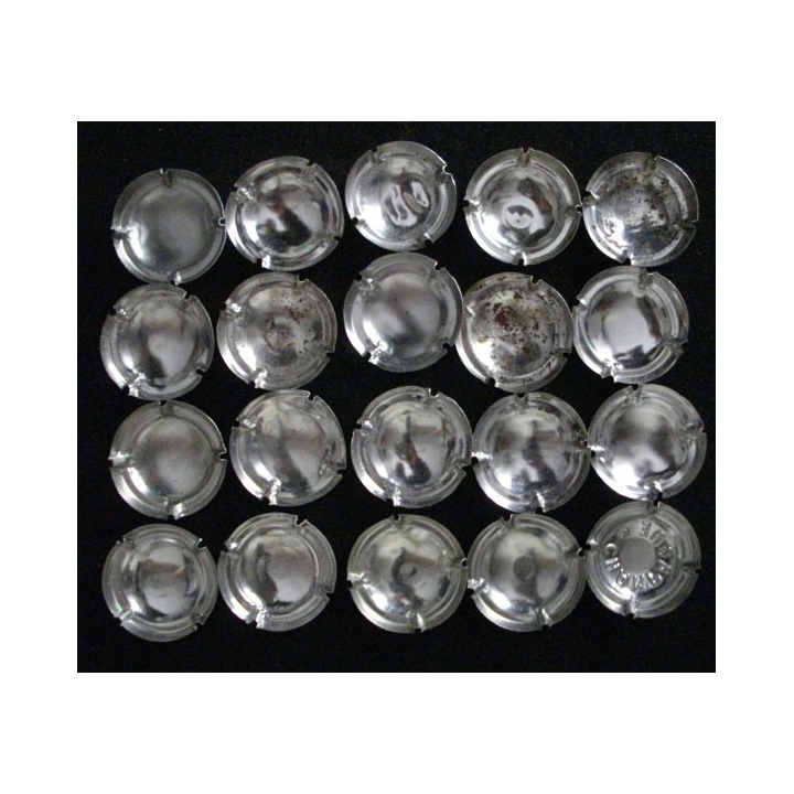LOT DE 20 MUSELETS N°8