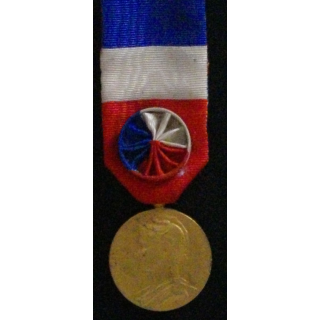 FRANCE : MÉDAILLE DU TRAVAIL COMMERCE INDUSTRIE EN VERMEIL 1938