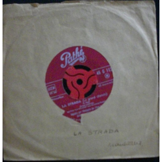 DISQUE 45 TOURS : MUSIQUE ORIGINALE DU FILM LA STRADA N°G 1122