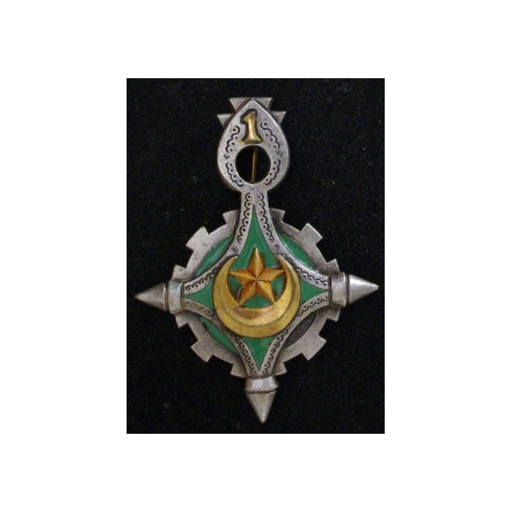 1°CST : 1°COMPAGNIE SAHARIENNE DE TRANSPORT ÉMAIL (D BER 670)