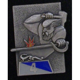 insigne du 4° régiment du matériel de fabrication Delsart G. 3287 RMAT