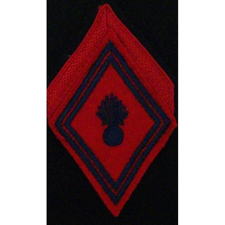 LOSANGE DE BRAS MODÈLE 45 : 1°CLASSE PDL ARTILLERIE