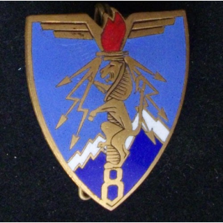8° RM : 8° région militaire de fabrication Augis émail 