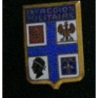 RÉGION MILITAIRE : insigne de la IX° région militaire en émail fabriqué par Drago rue de Romainville G. 1038