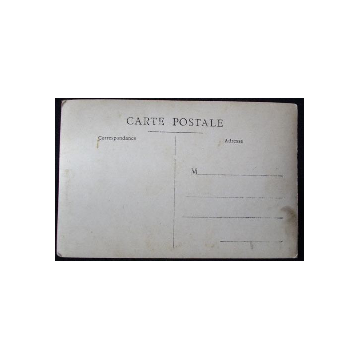 CARTE POSTALE GUERRE 1914-1918 :  SOLDAT DE 1914 AVEC ÉPOUSE