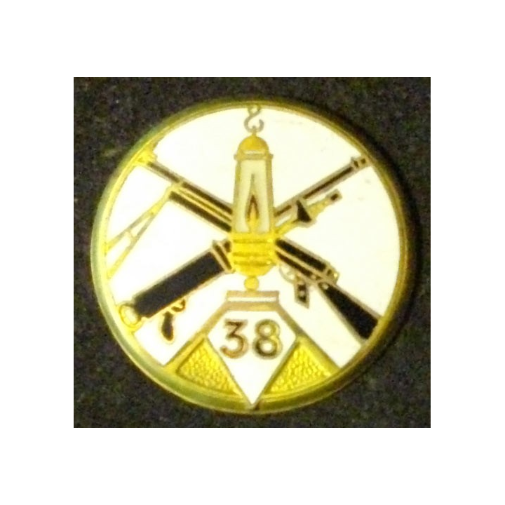 38° RI : 38° RÉGIMENT D'INFANTERIE (D BER) ÉMAIL SANS ATTACHE