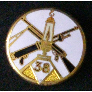 38° RI : 38° RÉGIMENT D'INFANTERIE (DRAGO) ÉMAIL