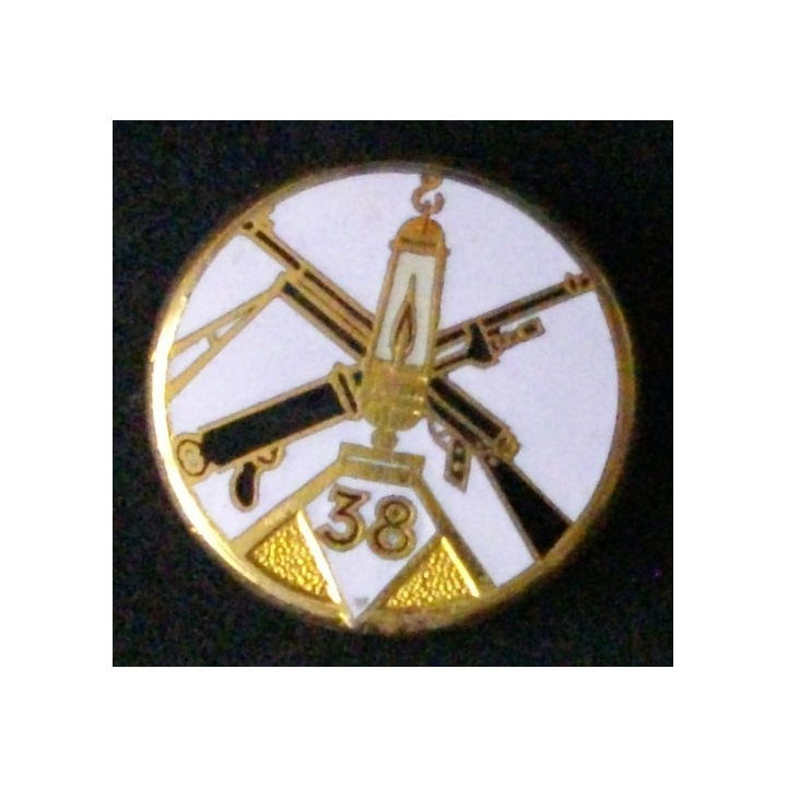 38° RI : 38° RÉGIMENT D'INFANTERIE (DRAGO) ÉMAIL