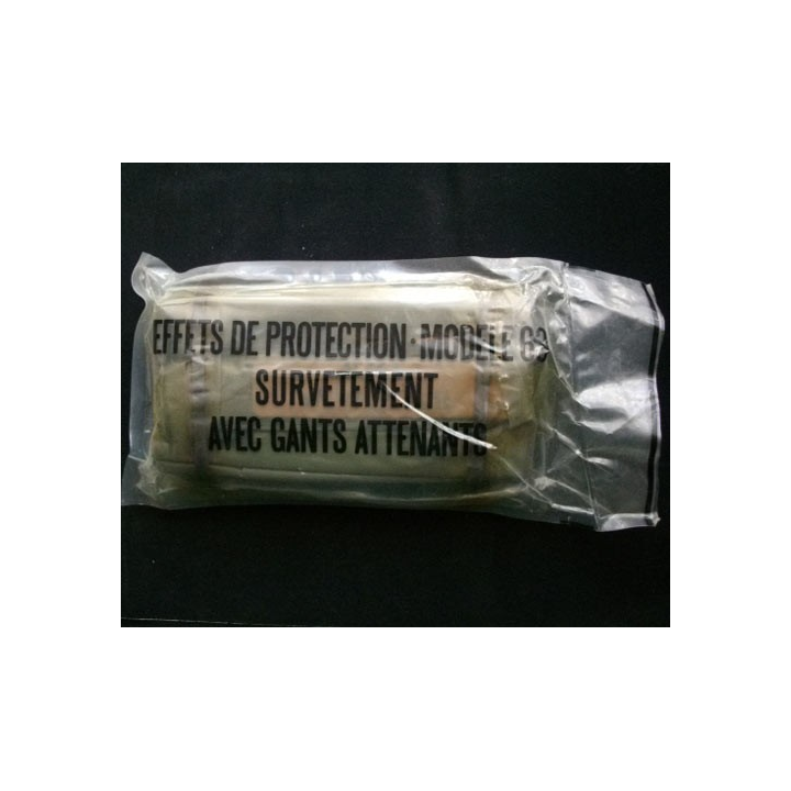 EFFETS DE PROTECTION MODÈLE 63 SURVÊTEMENT & GANTS ATTENANTS