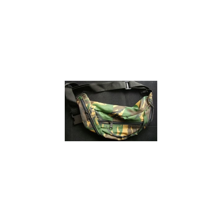 porte document de type "banane" camouflée