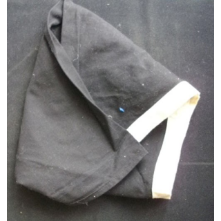 Foulard scout noir à liseret blanc