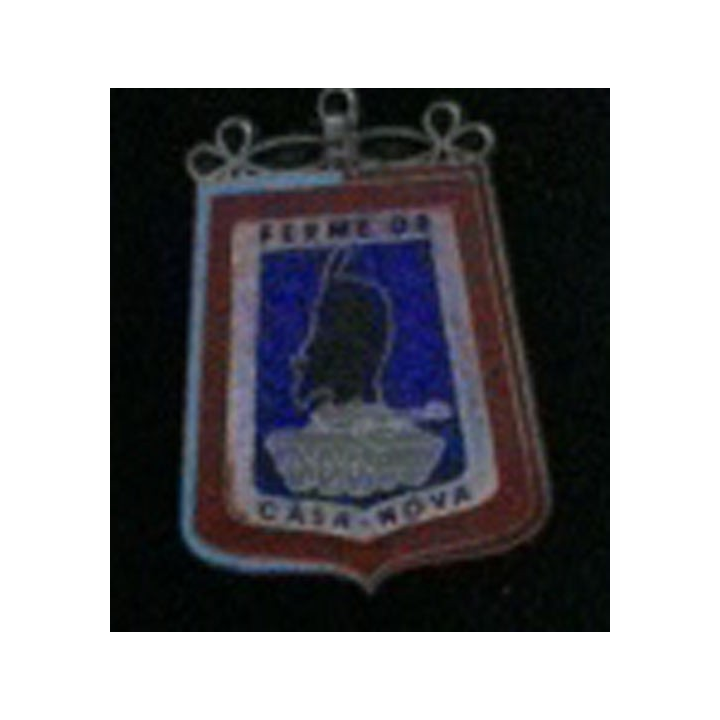 HUSSARDS : insigne du 5° escadron du 2° régiment de hussards "Ferme de Casa-Nova" de fabrication Arthus Bertrand Paris