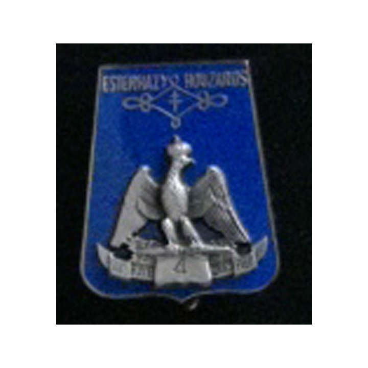 HUSSARDS : insigne du 4° escadron du 3° régiment de hussards "Sois Fort sois Fier" de fabrication Balme